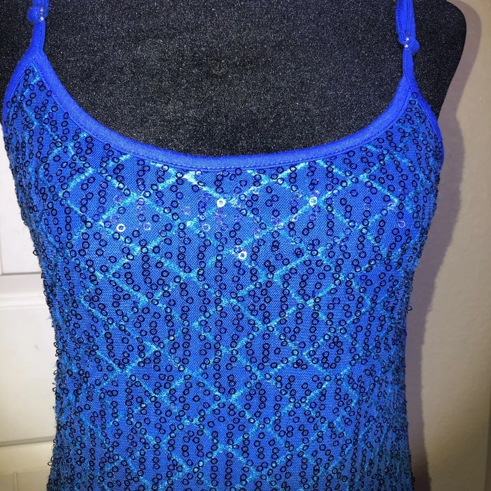 BKE Vibrant Blue Sequin Tank Top - Picture 11 of 11